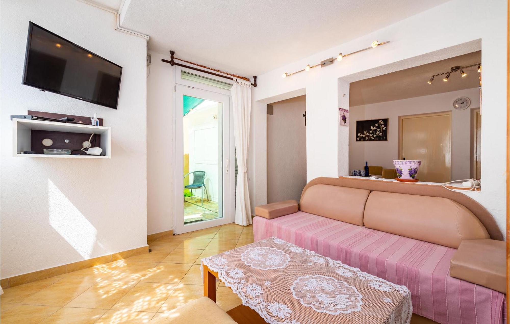 Beautiful Apartment In Vir With Wifi 外观 照片