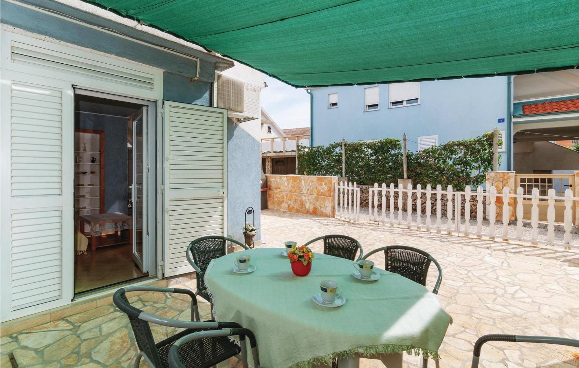 Beautiful Apartment In Vir With Wifi 外观 照片